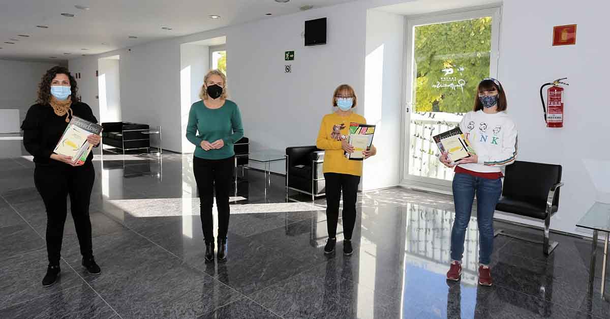 Entregados los lotes de libros a los ganadores de la campaña de Cultura