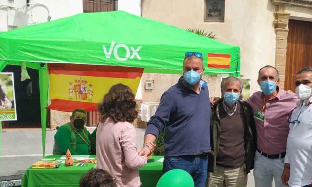 Vox organiza este sábado en El Puerto una recogida solidaria de libros infantiles para Madre Coraje