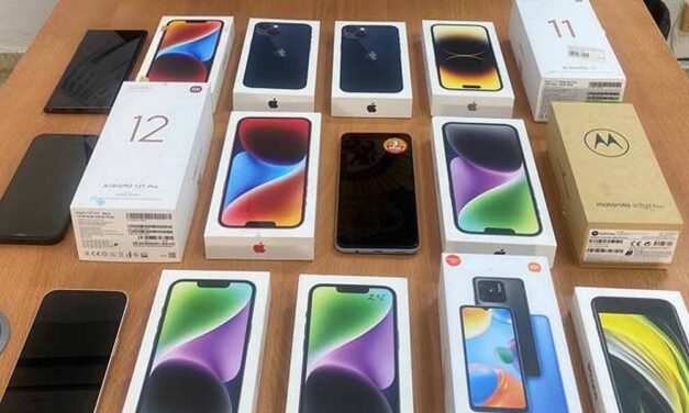 Detenidos en El Puerto cinco repartidores de paquetería por robar móviles por un valor total de 17.237 euros