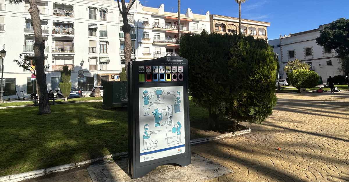 Medio Ambiente coloca minipuntos limpios en El Puerto, para acercar el reciclaje a los hogares