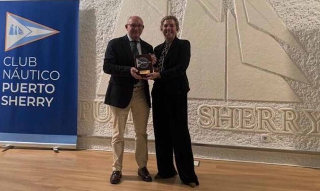 El Club Náutico Puerto Sherry reconoce el apoyo del Ayuntamiento a la vela