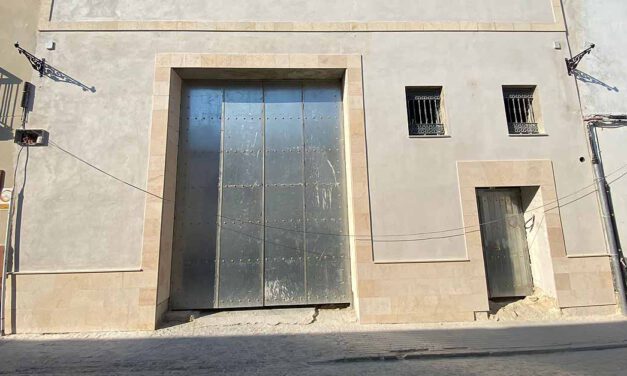 Roban en la futura Casa de Hermandad del Nazareno de El Puerto