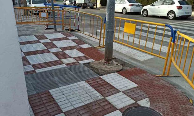 UP denuncia las obras de accesibilidad en la avenida de la Constitución