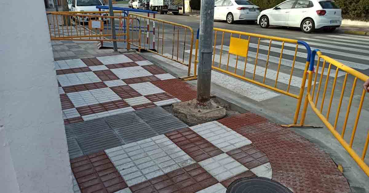 UP denuncia las obras de accesibilidad en la avenida de la Constitución