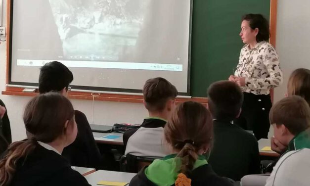 La Flave inicia su taller de concienciación cívica de la OEM en Las Carmelitas