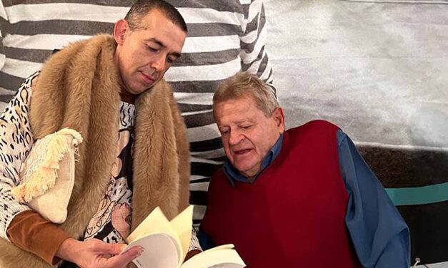 Jesús Fernández presenta en El Puerto su libro "Antes de que el tiempo acabe"