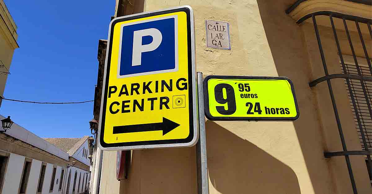 IU denuncia una nueva subida del precio del parking