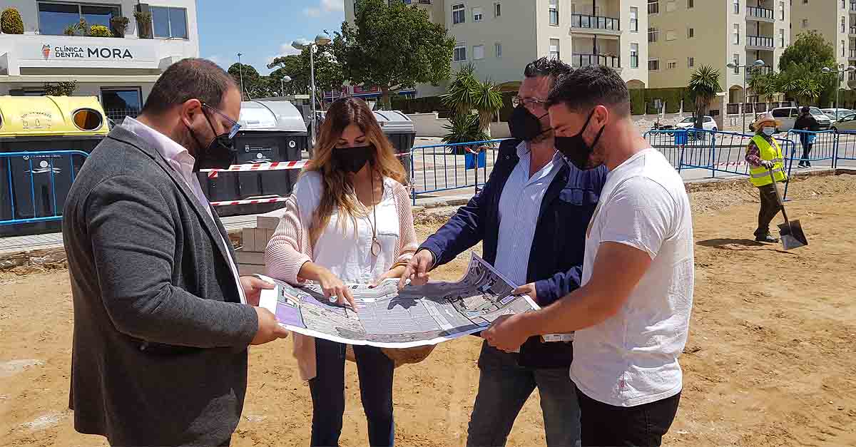 En marcha las obras de construcción del aparcamiento de 53 plazas en el C.C. Vistahermosa