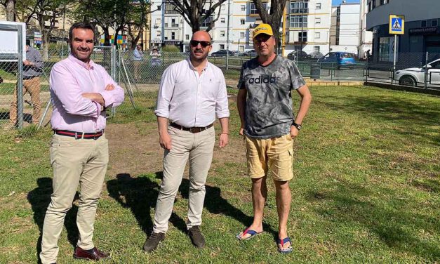 Beardo inaugura el segundo parque canino de El Puerto, en el Parque del Vino Fino
