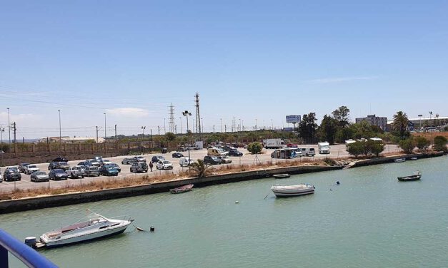 El Ayuntamiento amplía el aparcamiento de Pasarela en la margen izquierda por San Juan