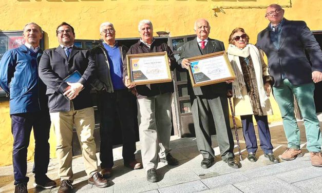 El Puerto distingue a Vicente González Lechuga y a la Sala Milwaukee con los diplomas de Patrimonio Histórico Local 2023