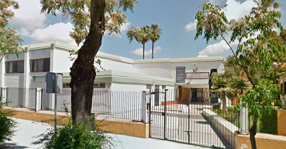 Ayuntamiento y IES Pedro Muñoz Seca firman un convenio para prácticas de formación