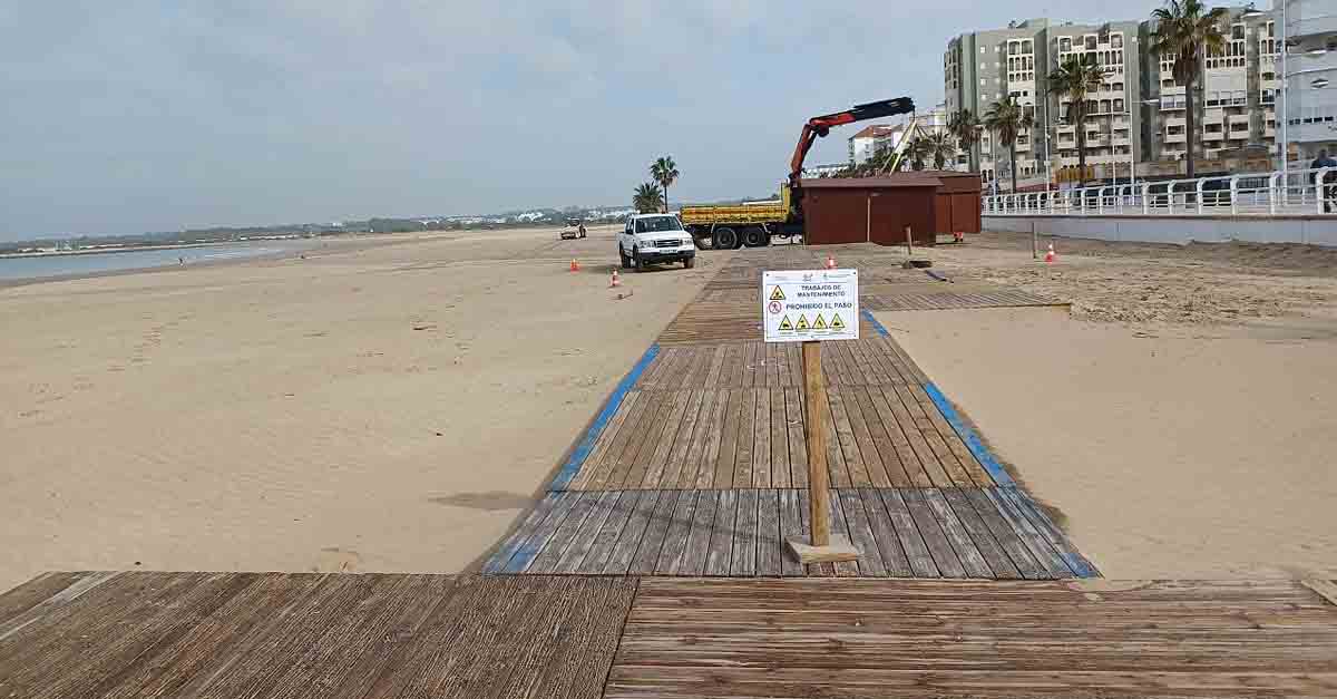 Preparadas las Playas de El Puerto para iniciar la temporada media y recibir a sus primeros visitantes