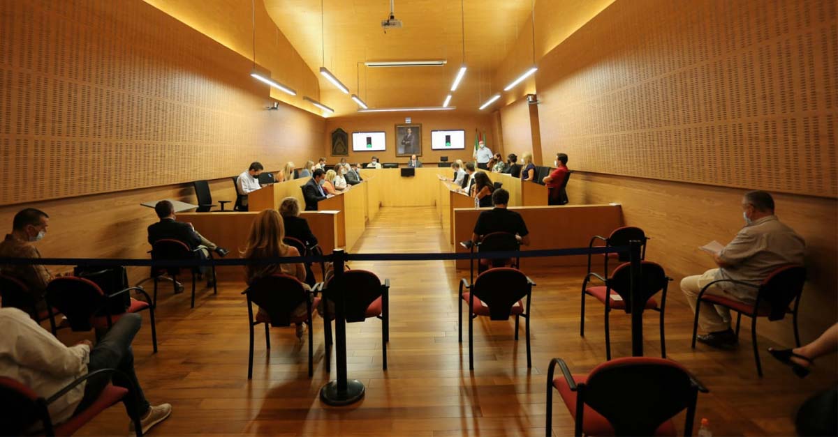 Un año a debate entre aciertos, polémicas y reproches