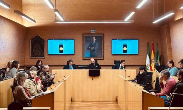 Aprobada la licitación del nuevo contrato de limpieza de El Puerto, que incorpora una mejora radical del servicio