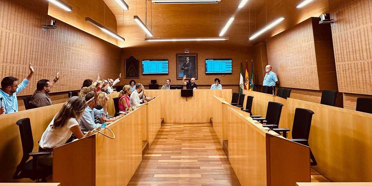 La oposición al completo intenta bloquear la Seguridad y Vigilancia en la Ciudad, ante la excusa de sus vacaciones