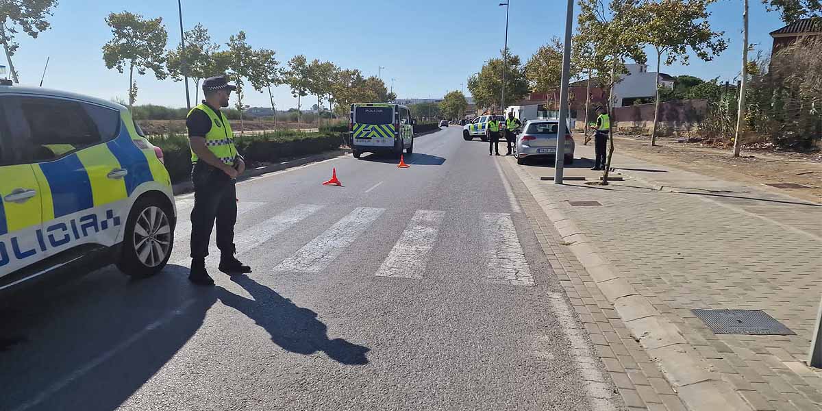 La Policía Local inicia una campaña especial de vigilancia y control sobre distracciones al volante