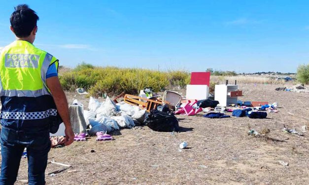 La Policía Local aumenta la vigilancia para evitar vertederos incontrolados