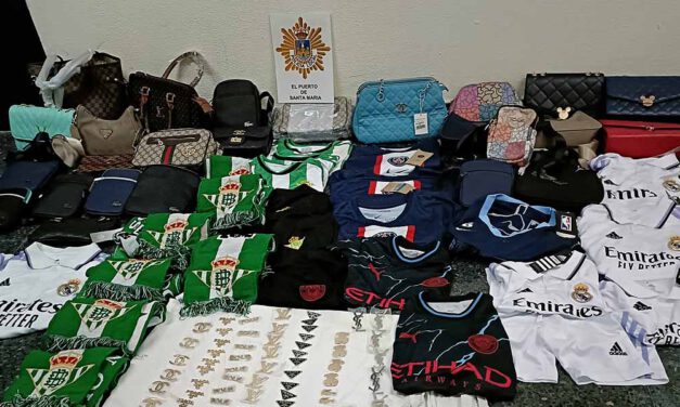 La Policía Local de El Puerto interviene una gran cantidad de artículos falsificados