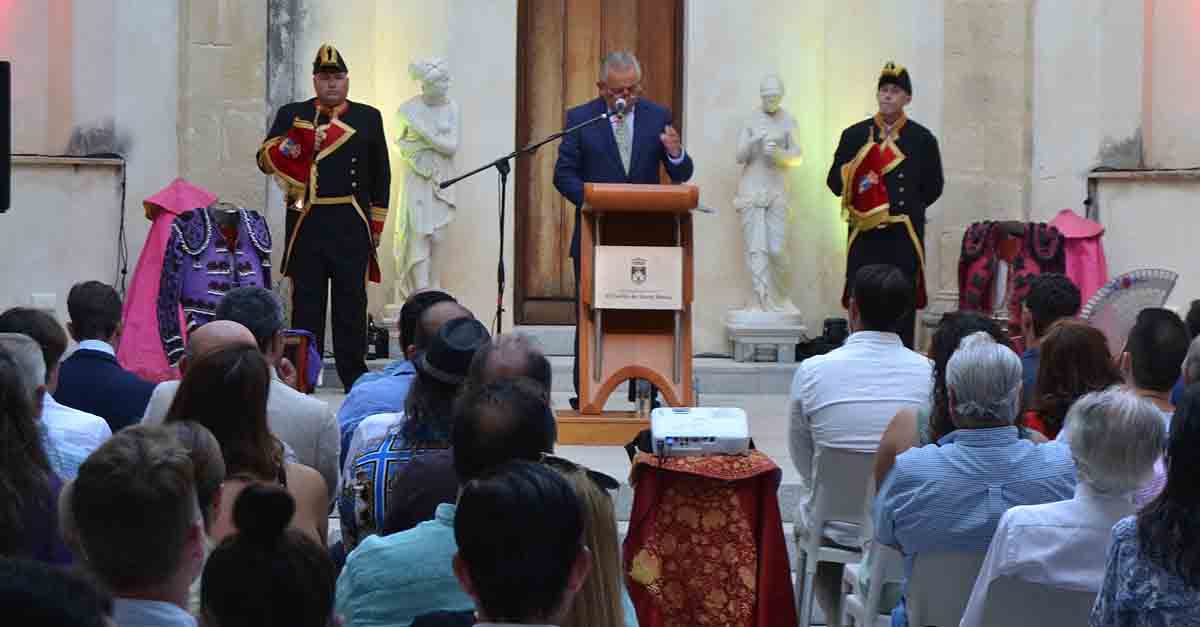 El I Pregón Taurino Ciudad de El Puerto abre la Puerta Grande con Antonio Ruiz López