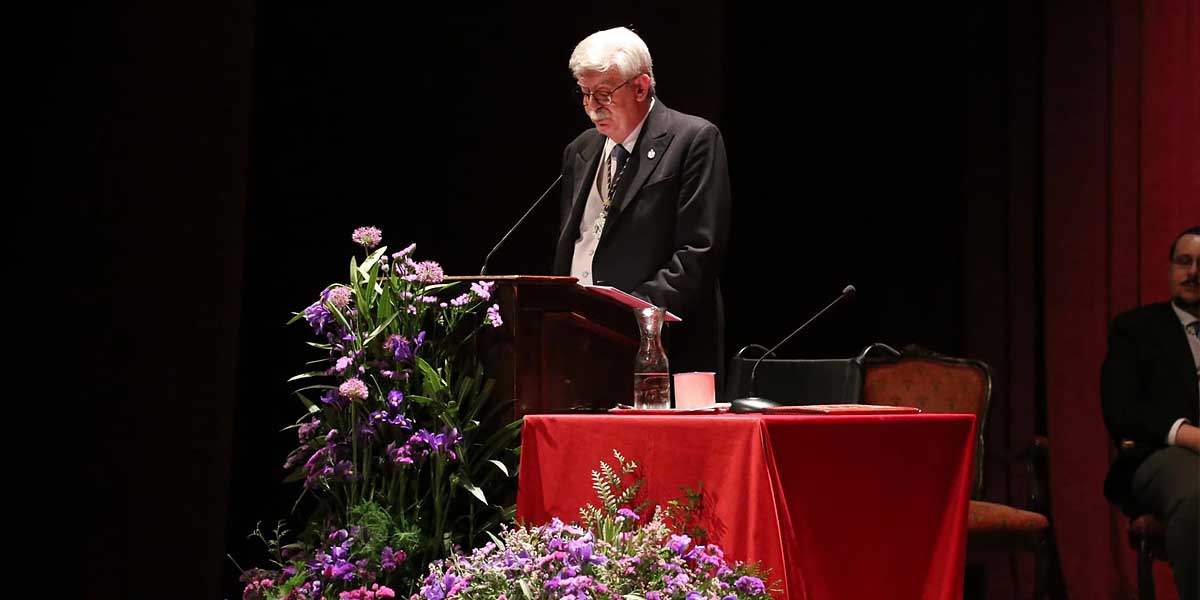 El Puerto anuncia su Semana Santa 2024 con el pregón de José Manuel Castilla