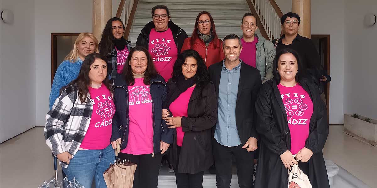 El Puerto apoya por unanimidad las demandas del personal de integración (PTIS) en los centros educativos