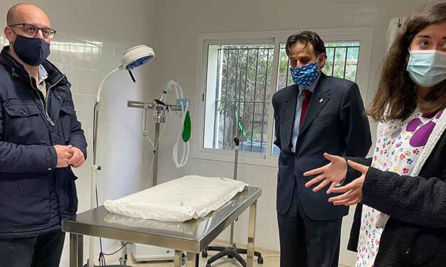 Inaugurado el quirófano del Cemuproan para mejorar la atención a los animales