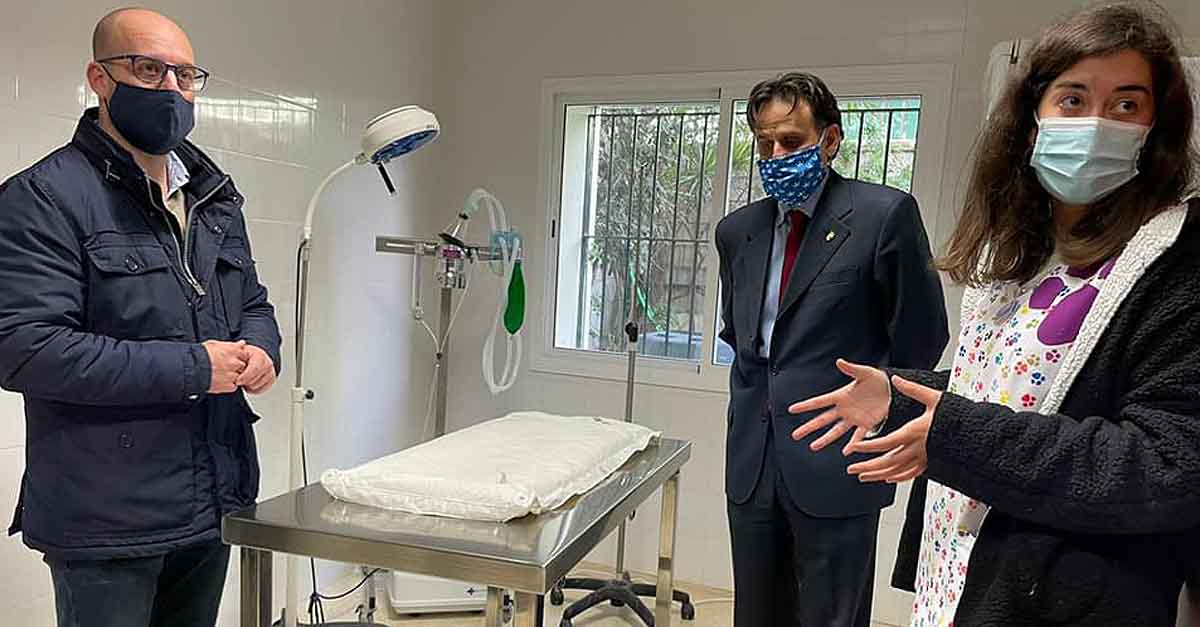 Inaugurado el quirófano del Cemuproan para mejorar la atención a los animales