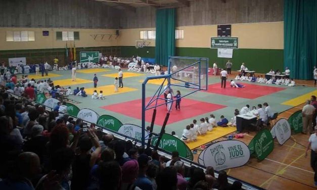 El Ayuntamiento refuerza en el Ramón Velázquez la atención al público y vigilancia