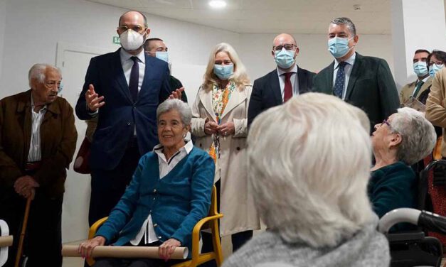 Inaugurada en El Puerto la nueva residencia de mayores Sor María Prado