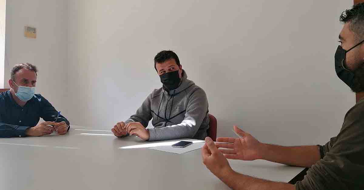 Adelante reclama una solución para cuarenta trabajadores de M&M en TecnoBahía