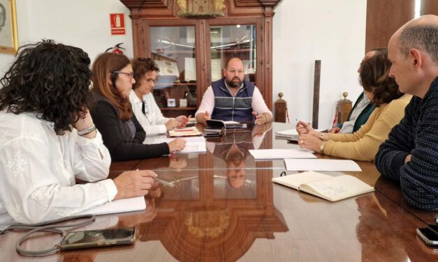 Bello se reúne con CCOO para abordar distintos aspectos de cara a seguir aumentando la eficiencia de la administración municipal