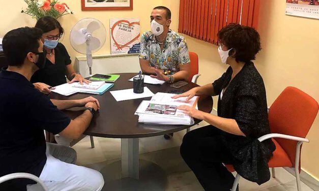 David Calleja se reúne con el CCA para abordar la campaña de Navidad