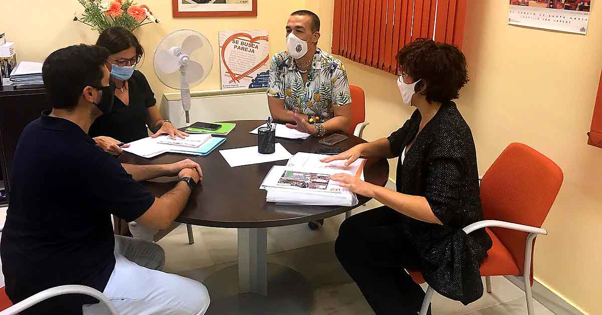 David Calleja se reúne con el CCA para abordar la campaña de Navidad