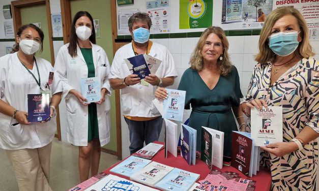 AESDE instala una mesa informativa en el Centro de Salud Federico Rubio