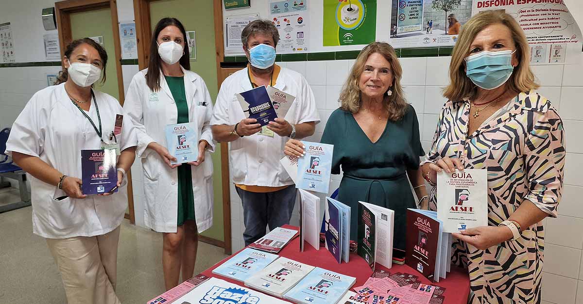 AESDE instala una mesa informativa en el Centro de Salud Federico Rubio