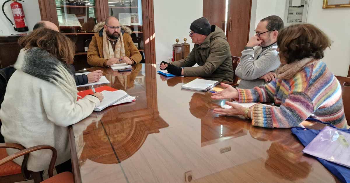 Gobierno y CCOO continúan sentando las bases para avanzar en la reorganización municipal de la plantilla