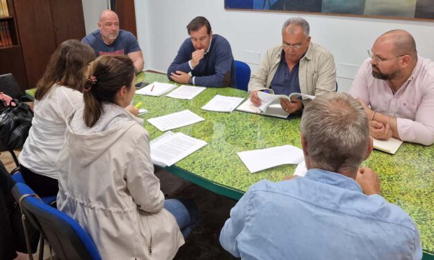 Bello presenta a las delegaciones sindicales el borrador del Reglamento de Teletrabajo del Ayuntamiento