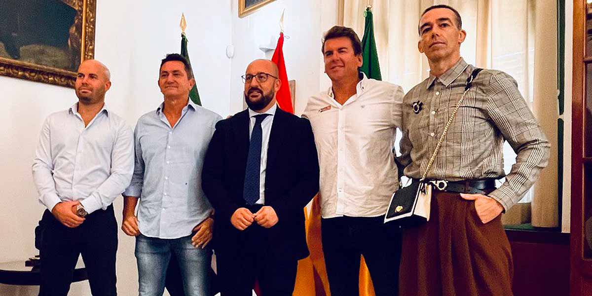 El Puerto nombra a Sus Majestades Los Reyes Magos de Oriente para estas navidades