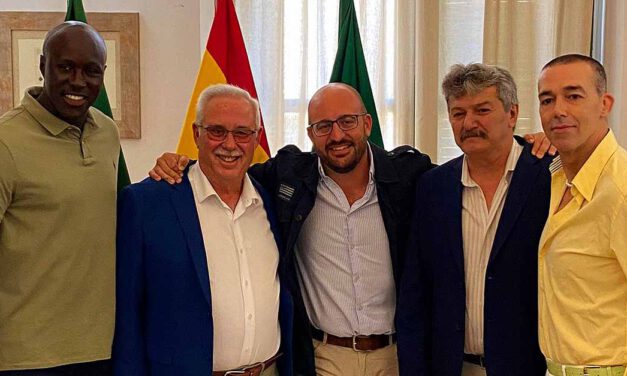 El Puerto nombra a Sus Majestades Los Reyes Magos de Oriente para estas navidades