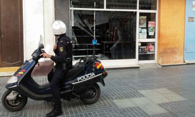 Roban en una tienda de moda y complementos en El Puerto