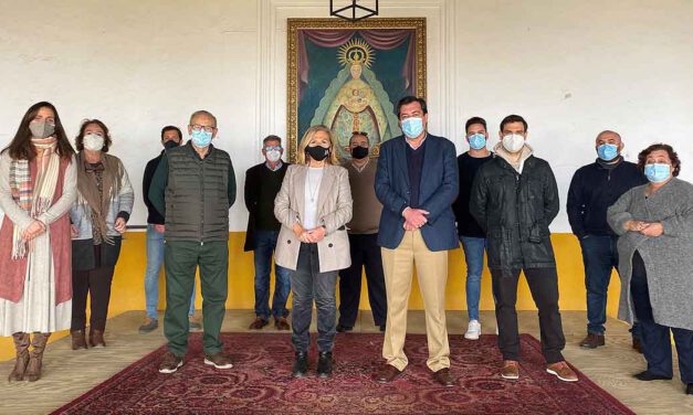 La Hermandad del Rocío organiza un nuevo año más la campaña "Ningún niño sin juguete"