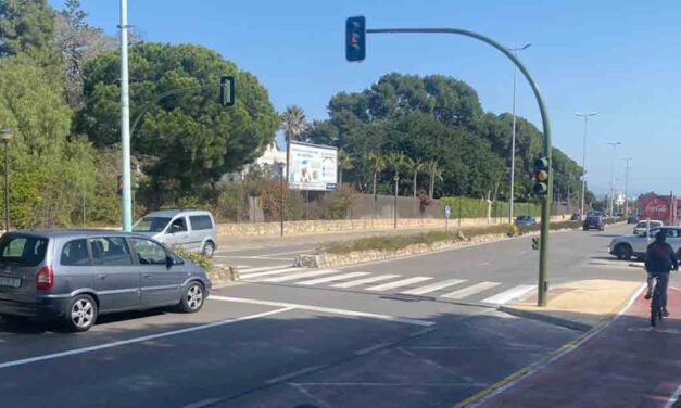 Finalizan las obras de semaforización y pasos de peatones en la Avenida de Fuentebravía