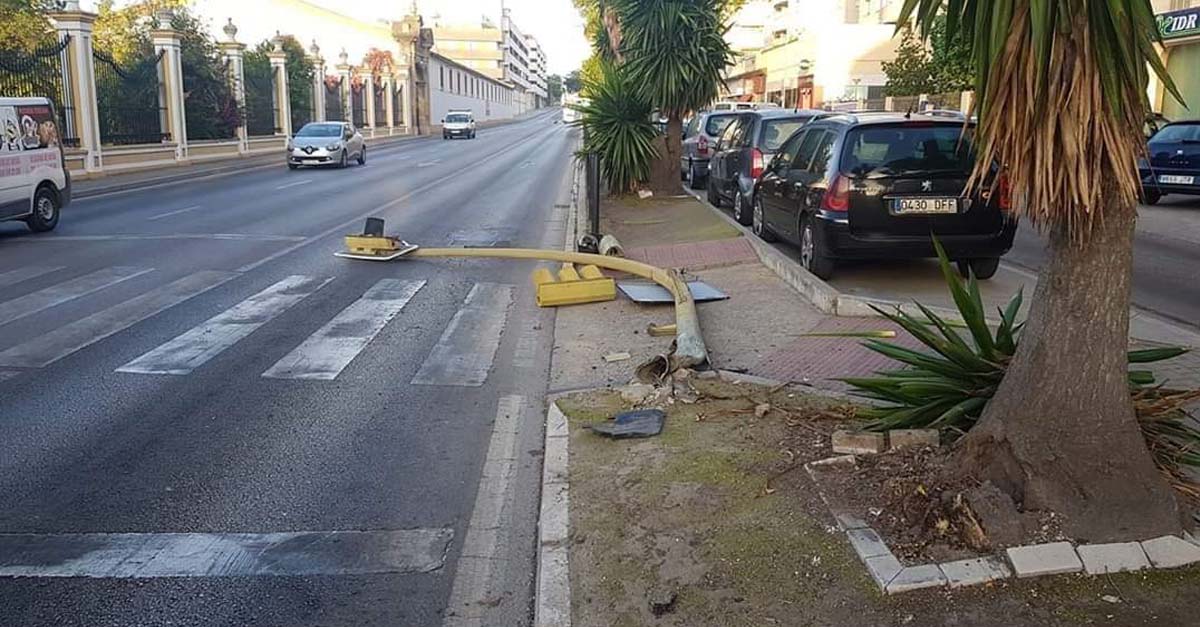 PSOE: "Un año después, los semáforos siguen averiados y sin solución"