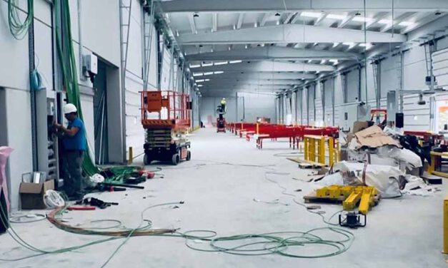 El centro neurálgico de SEUR de Andalucía iniciará su actividad esta Navidad en El Puerto