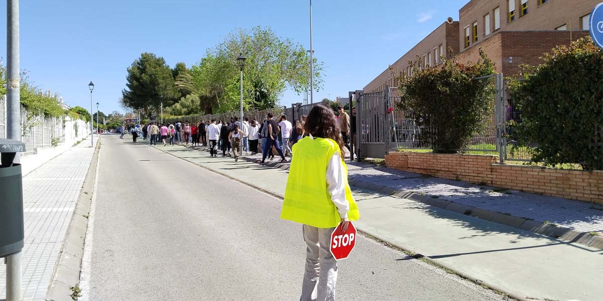 Protección Civil colabora con el IES Pintor Juan Lara en un ejercicio de simulacro de incendio