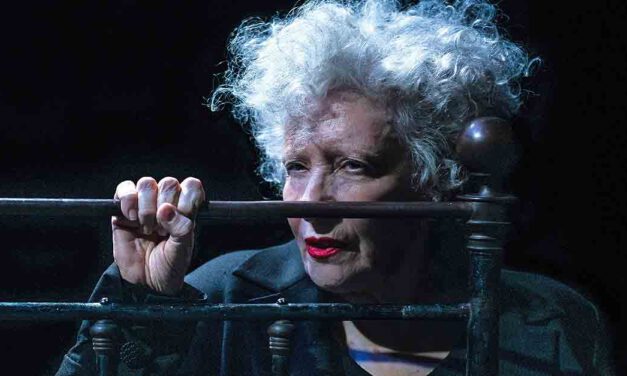 Molly Bloom clausura la Temporada de Invierno 2022 del Pedro Muñoz Seca