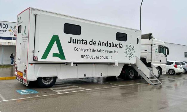 El Puerto comienza este martes a vacunar a los mayores de 80 años en el Centro Cívico