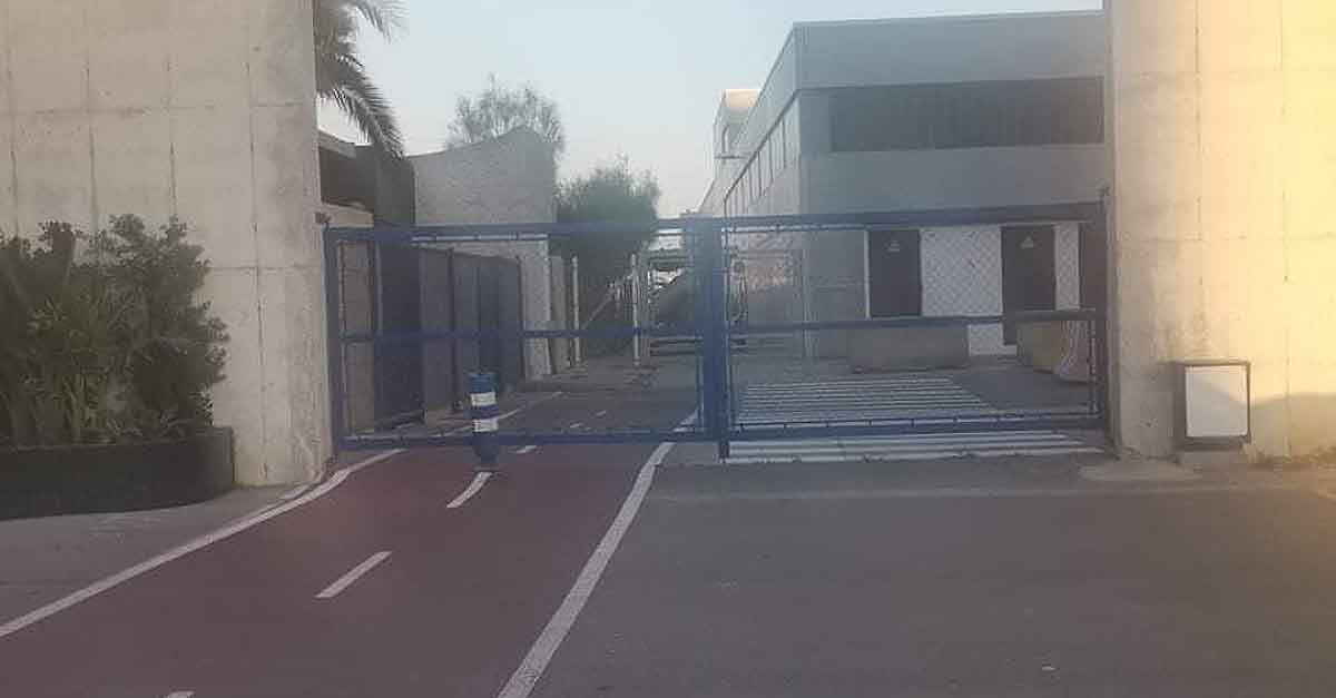 IU pregunta a Autoridad Portuaria sobre el cierre del paso público a la zona del Aculadero