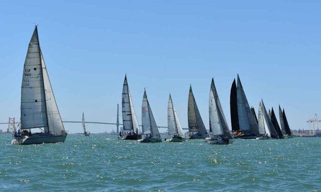 Este sábado se cumplen 22 años de la Regata Proyecto Hombre en aguas de bahía de Cádiz
